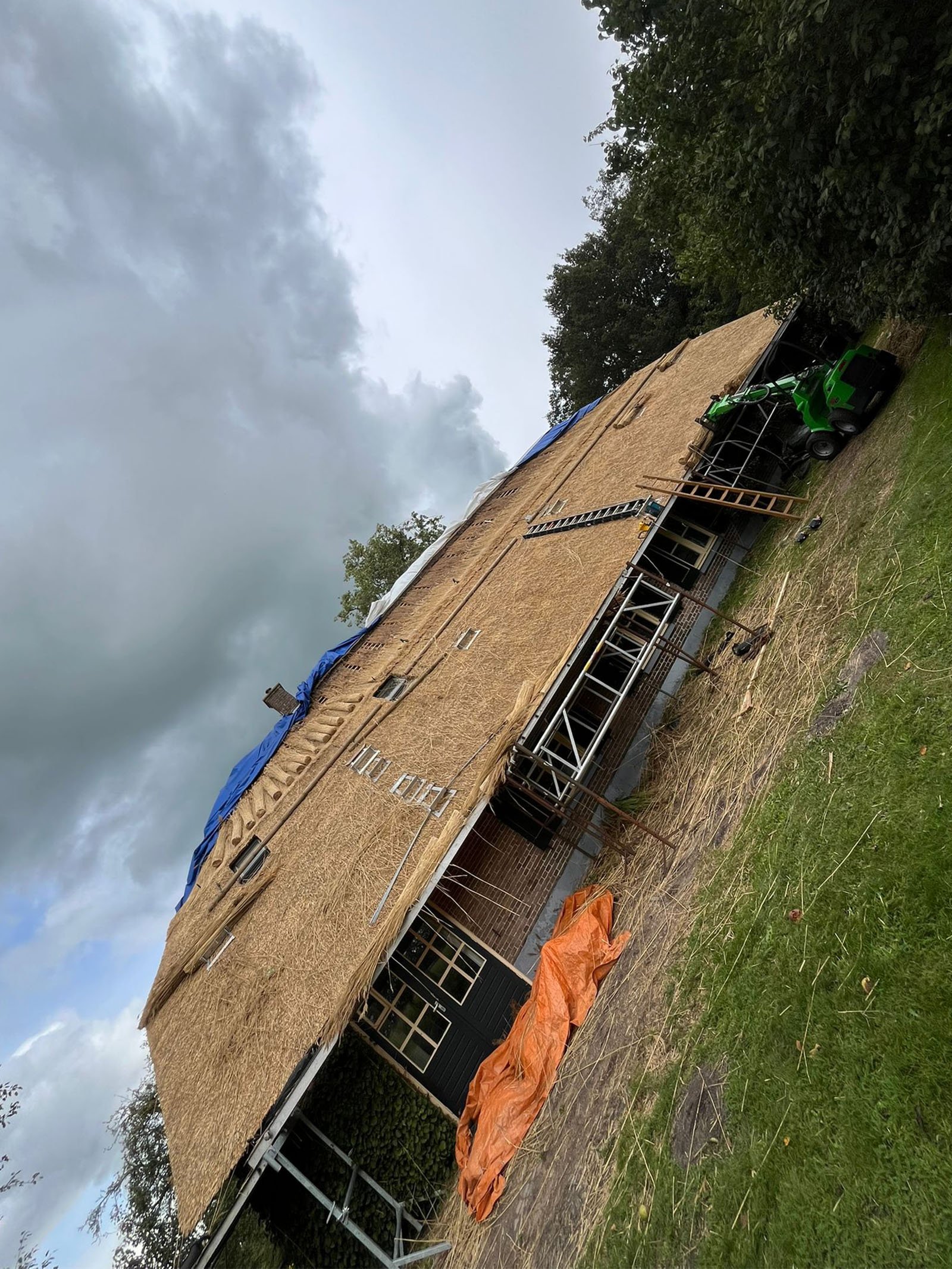 Salland rietdekkersbedrijf_0000_66dbfb45-a264-4635-93a2-7072dd321e91